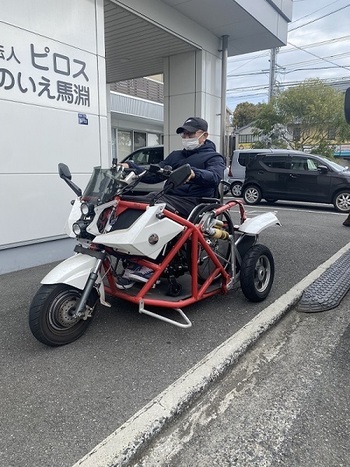 写真:wcv(車椅子用三輪ビークル)