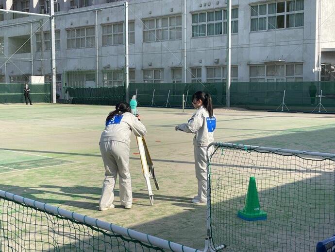 写真：測量　高校生1