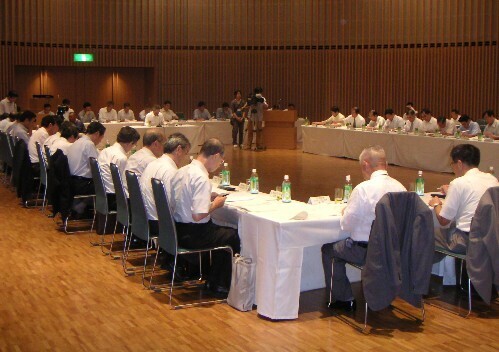 写真：第2回静岡県国民保護協議会の模様