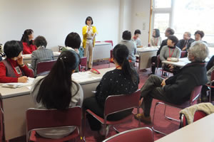 写真:伊豆市生きいきプラザ 養成研修会の様子