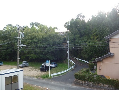 大知波市道の整備前の写真