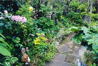 花木でやすらぎを演出