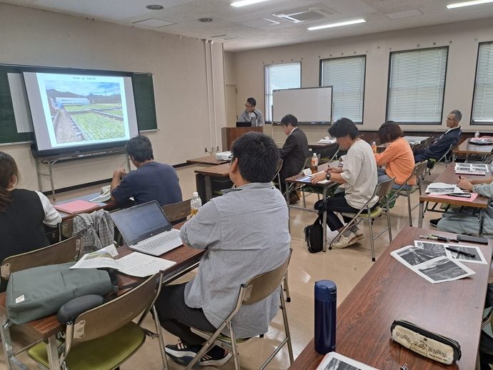 写真:経営計画発表会の様子