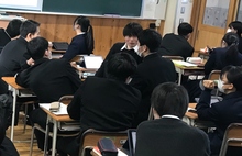 写真:診断的評価直後の生徒の様子