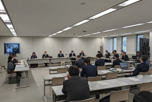 写真：審議会全体の様子