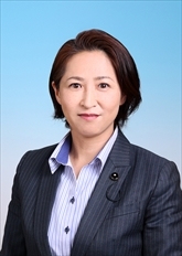 写真：鈴木唯記子議員
