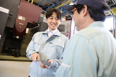 写真：村松