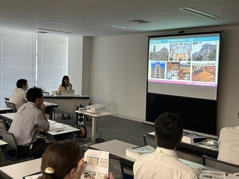 富士山静岡空港説明会の様子(就航先紹介)