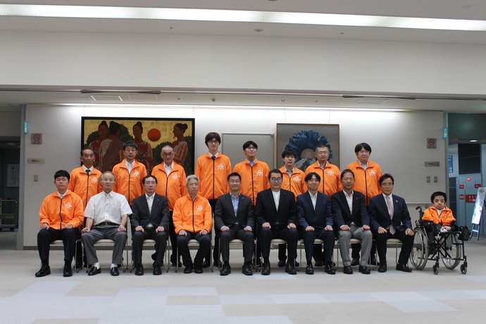写真：結団式の様子2