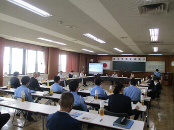 写真：富士警察署協議会開催の様子