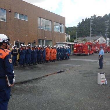 画像：令和5年8月18日　掛川市消防との災害救助合同訓練