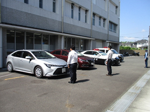 写真：装備車両点検の様子