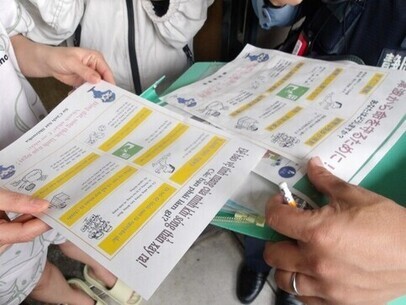 写真:外国人世帯への巡回連絡