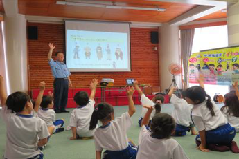 写真：防犯教室（小笠南小学校）